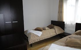 Top Lodge Apartments